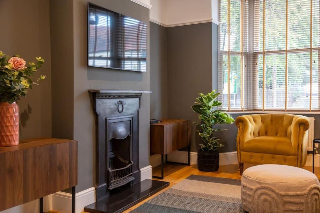 Hereford - Clifton Villa - Beautifully Presented House Located A Short Walk From City Centre - Sleeps 6 Guests - Perfect For Exploring Hereford - Hosted By Rentmyhouse Buitenkant foto